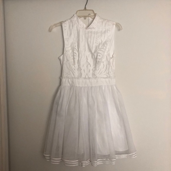 🥂 BEBE White Dress Brand New - Picture 2 of 5
